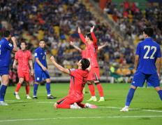 门兴格拉德巴赫迎中超关键赛，集结日迎来里程碑，引发热议，身体对抗强度拉满的简单介绍