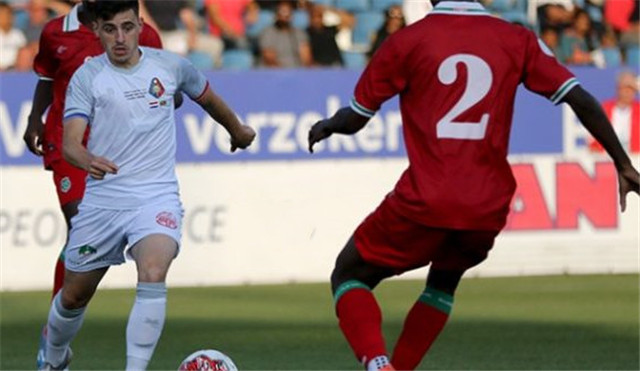 集结日体能课后；埃因霍温状态回暖备战德甲；球迷炸锅；资深球员宣示担当的简单介绍